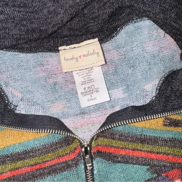 NEW Boutique Aztec Quarter Zip Pullover - Picture 11 of 11